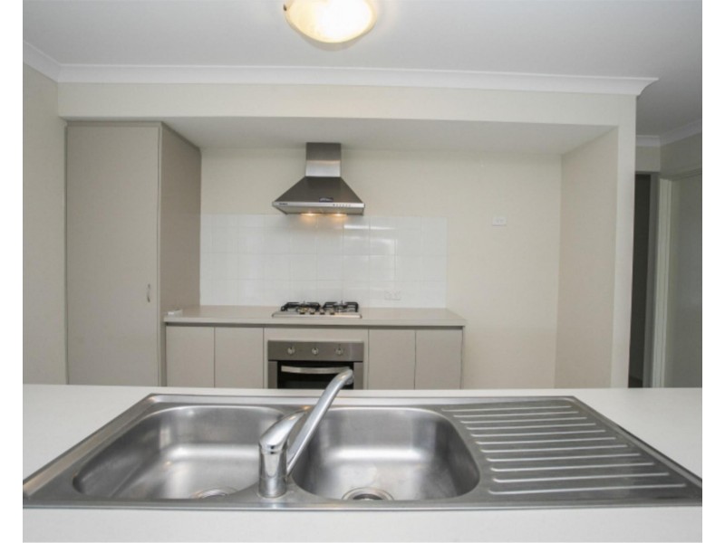 12 Summerville Boulevard, Caversham WA 6055