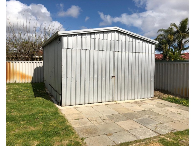 21 Tiber Avenue, Beechboro WA 6063