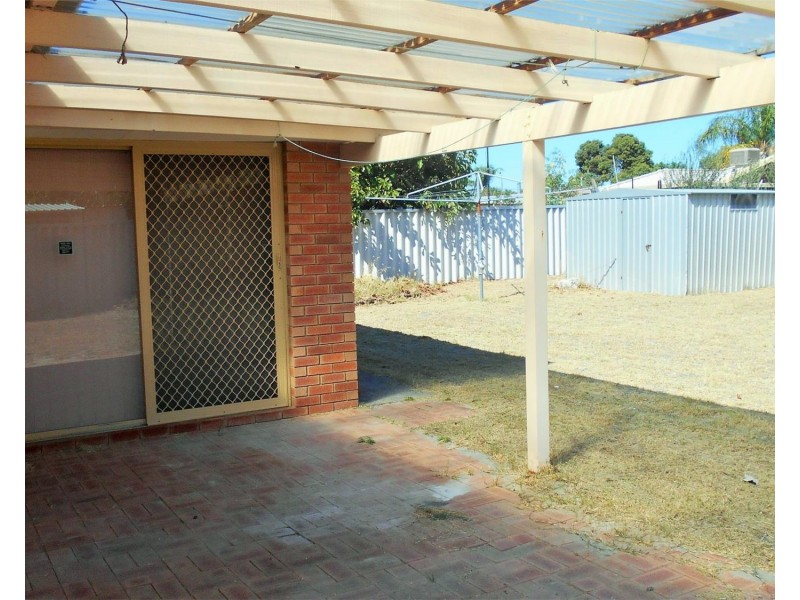 75 Amazon Drive, Beechboro WA 6063