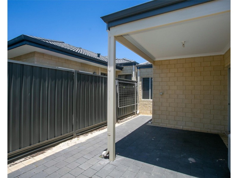 6 Donatti Retreat, Caversham WA 6055