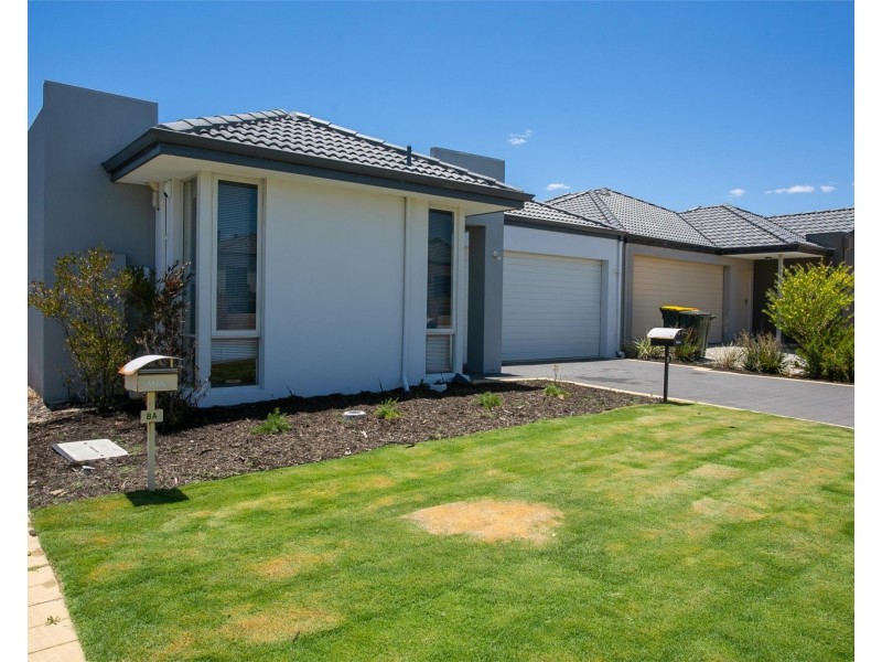 6 Donatti Retreat, Caversham WA 6055