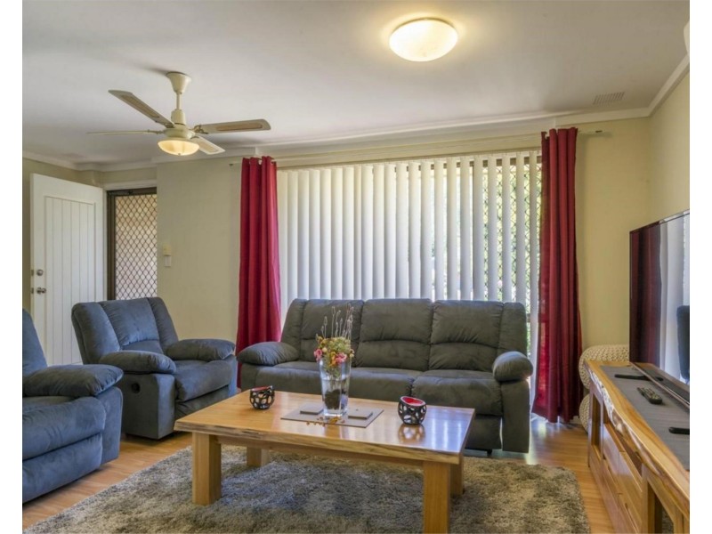 3 Monarch Court, Wanneroo WA 6065