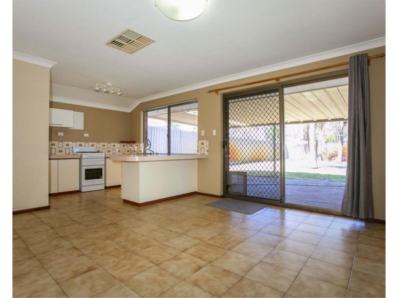 66 Pilkington Circus, Beechboro WA 6063