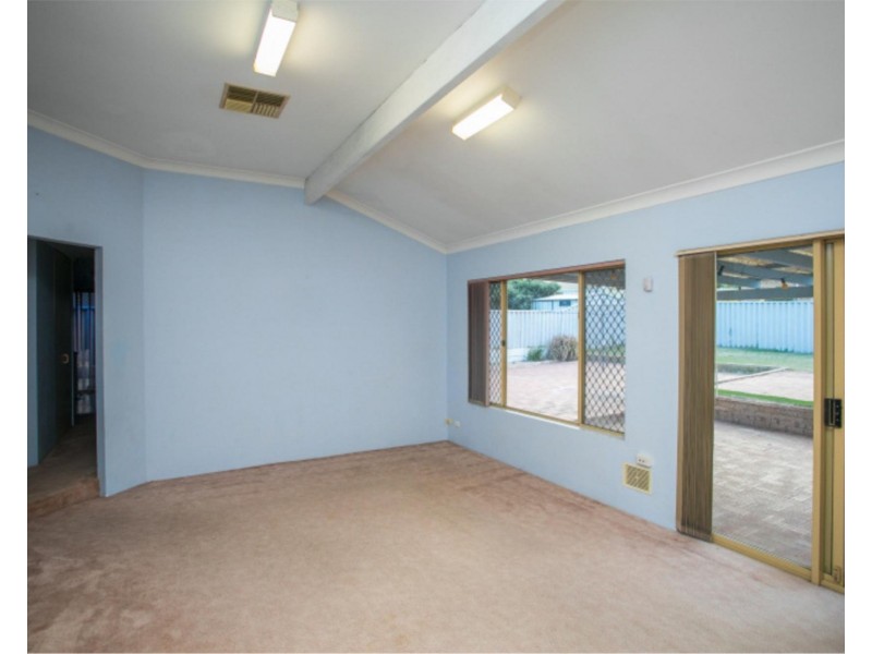 8 Welland Way, Beechboro WA 6063