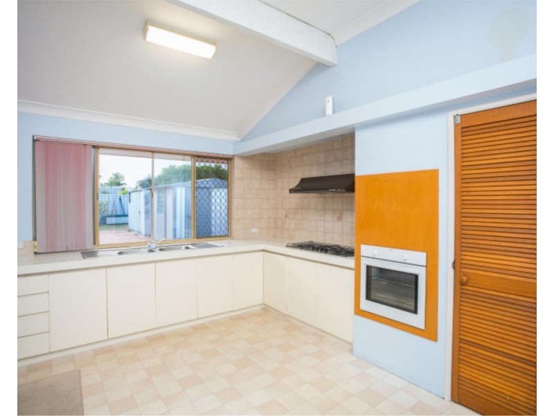 8 Welland Way, Beechboro WA 6063