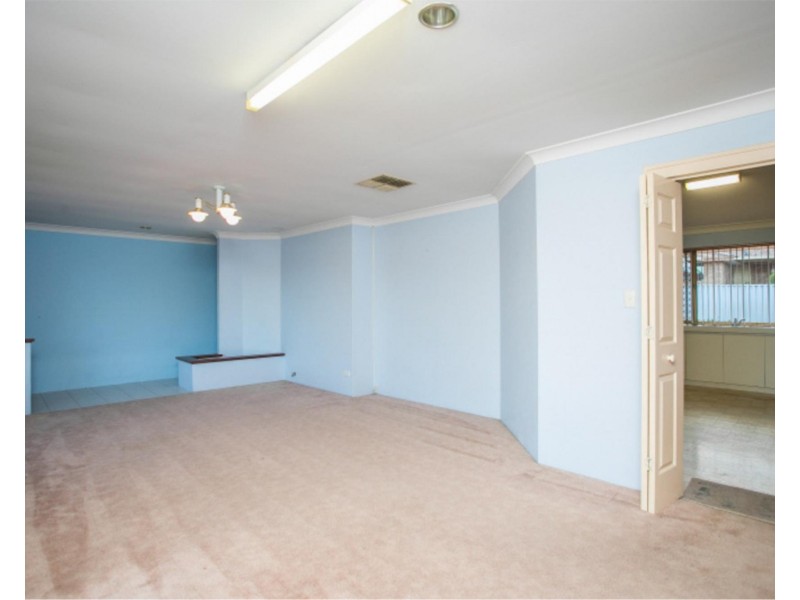 8 Welland Way, Beechboro WA 6063