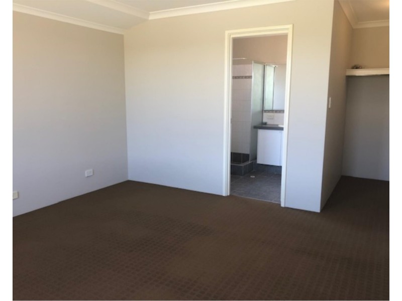 15C Maneroo Way, Ellenbrook WA 6069