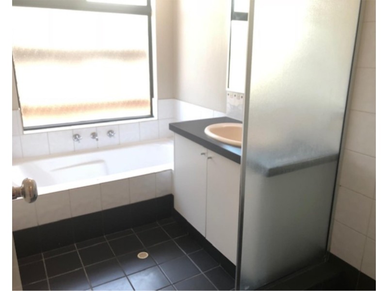 15C Maneroo Way, Ellenbrook WA 6069