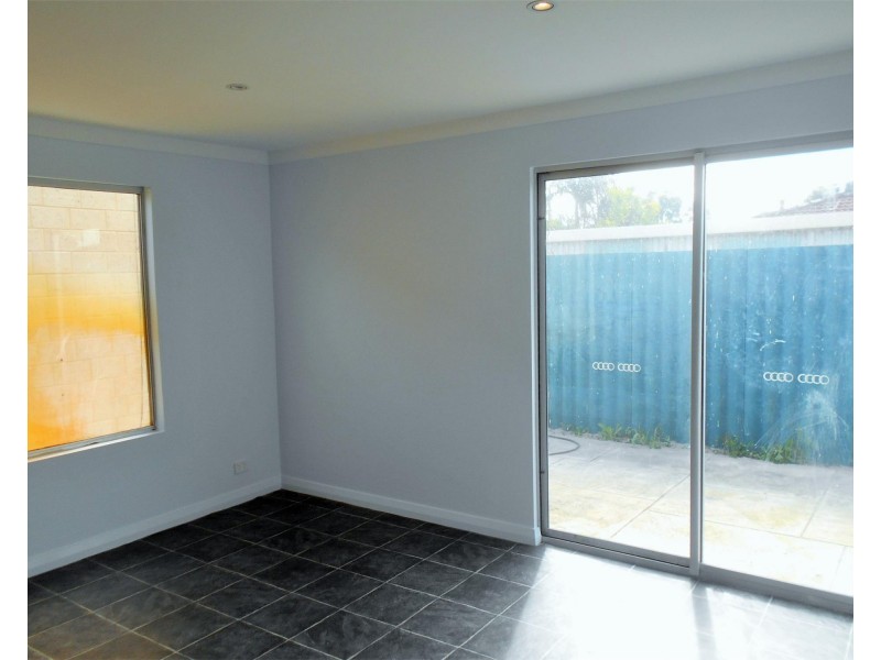 43 Barlee Way, Beechboro WA 6063