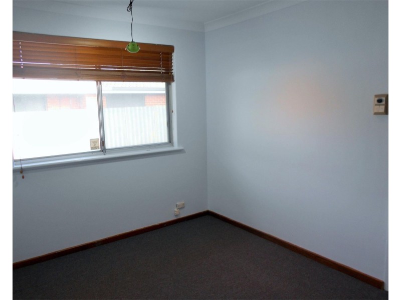 43 Barlee Way, Beechboro WA 6063