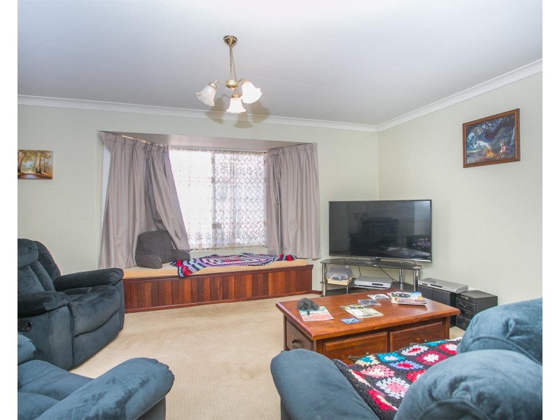 13 Rangeview Drive, Bellevue WA 6056