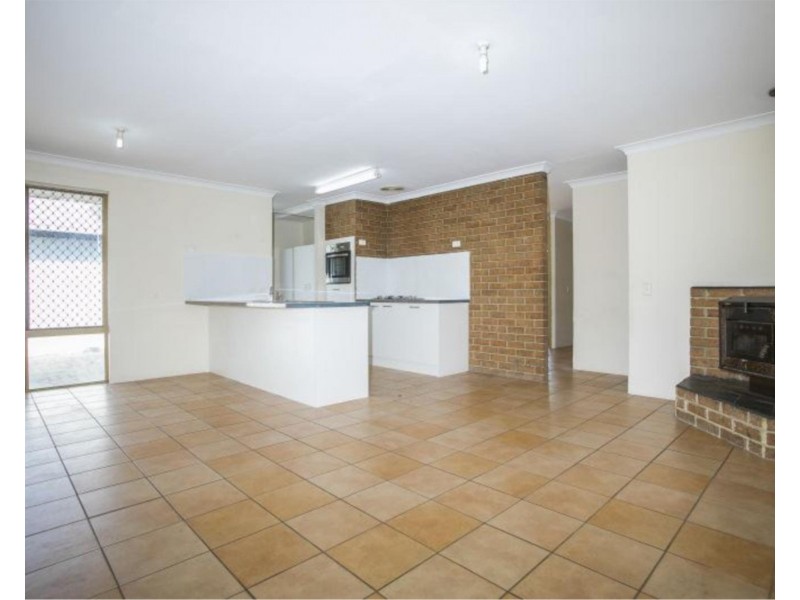 32 Amazon Drive, Beechboro WA 6063