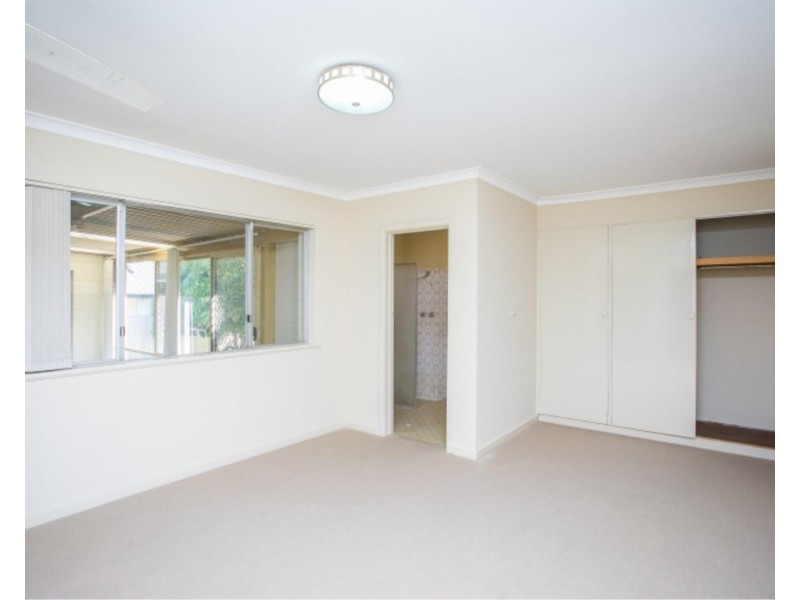 235 Flinders Street, Yokine WA 6060