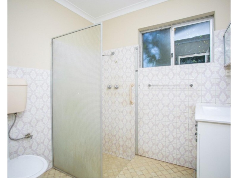 235 Flinders Street, Yokine WA 6060