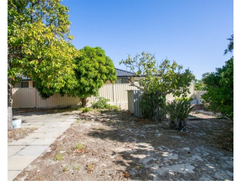 235 Flinders Street, Yokine WA 6060