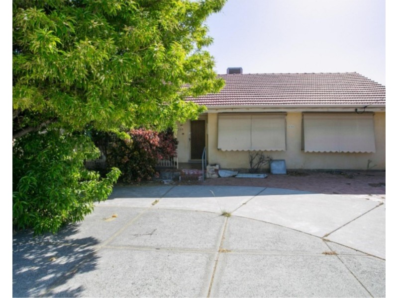 235 Flinders Street, Yokine WA 6060