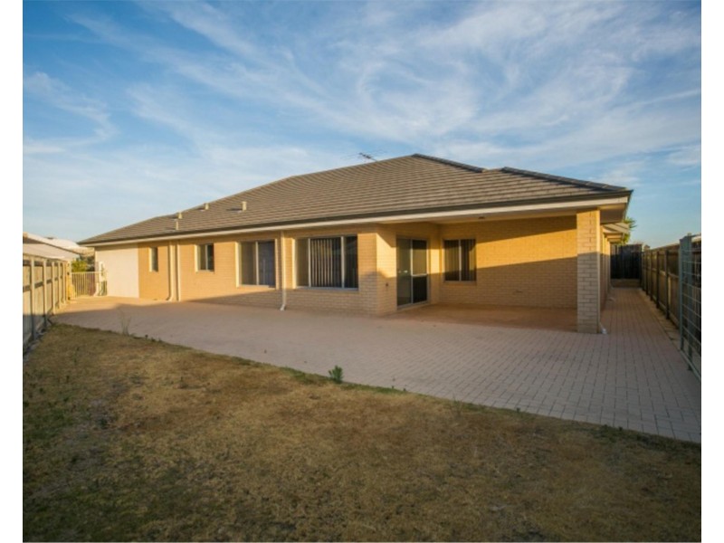 17 Cave Loop, Yanchep WA 6035
