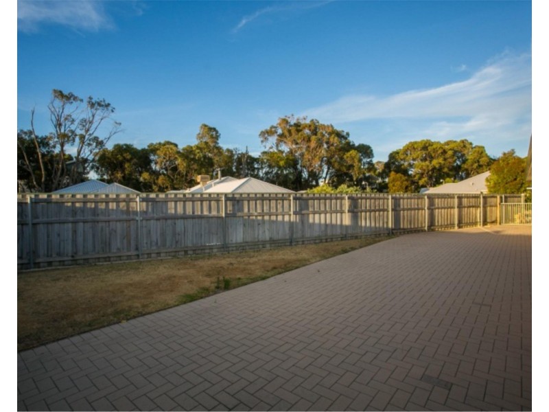 17 Cave Loop, Yanchep WA 6035