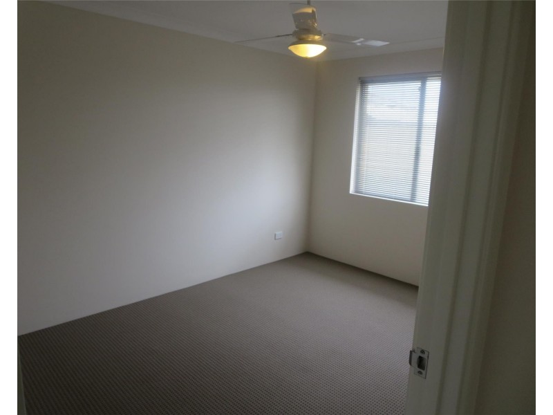 218 Shreeve Road, Canning Vale WA 6155