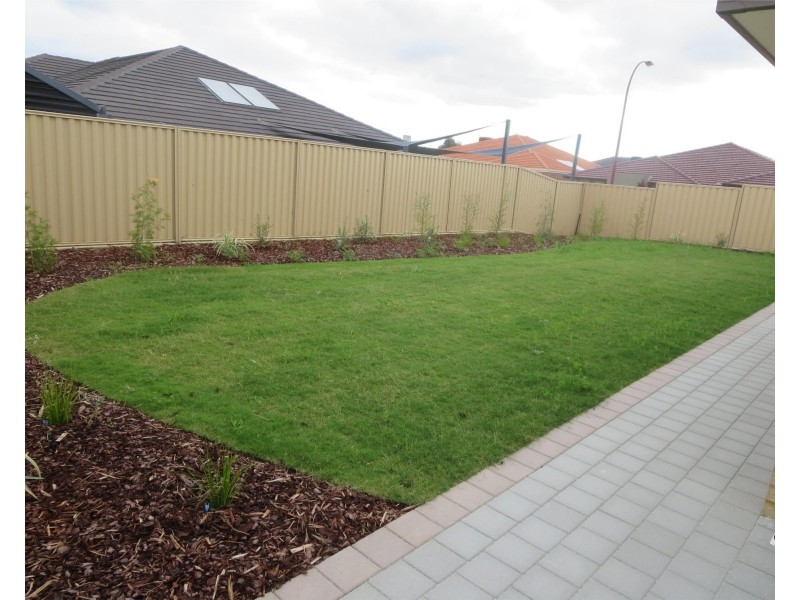 218 Shreeve Road, Canning Vale WA 6155