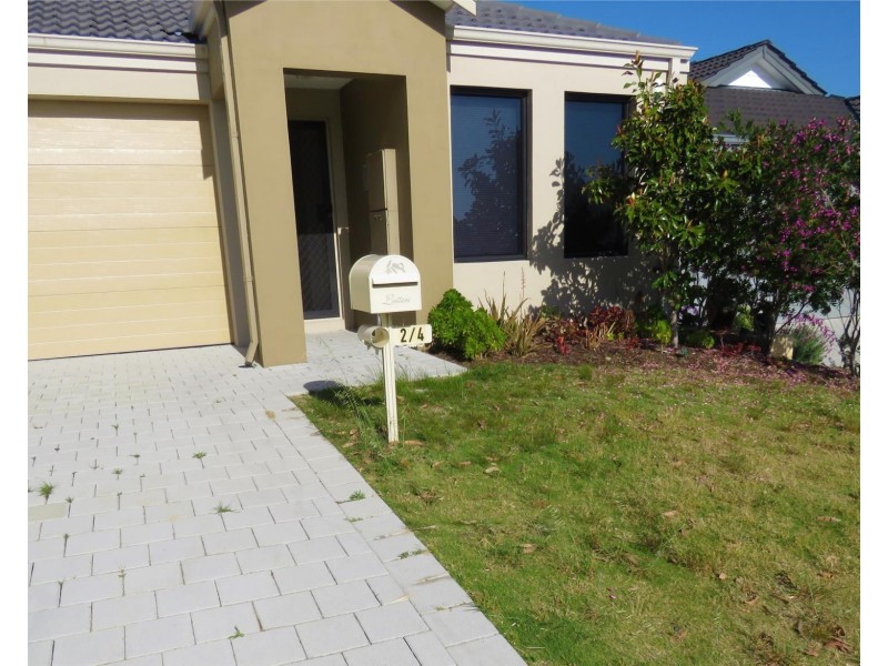 2/4 Classic Rise, Pearsall WA 6065