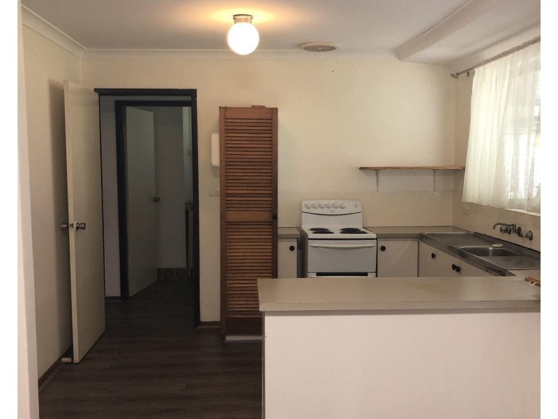 17 Abingdon Road, Swan View WA 6056