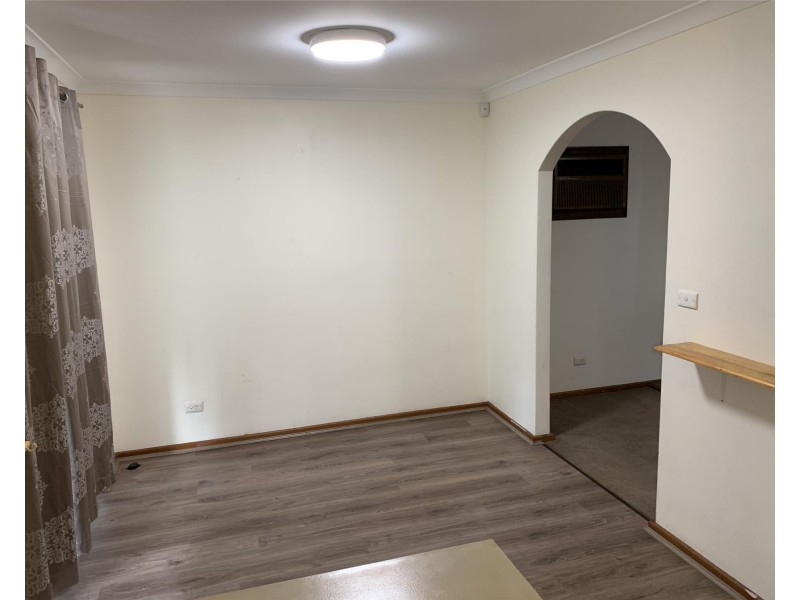 17 Abingdon Road, Swan View WA 6056