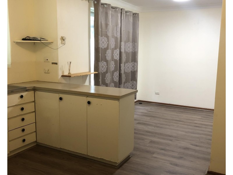 17 Abingdon Road, Swan View WA 6056