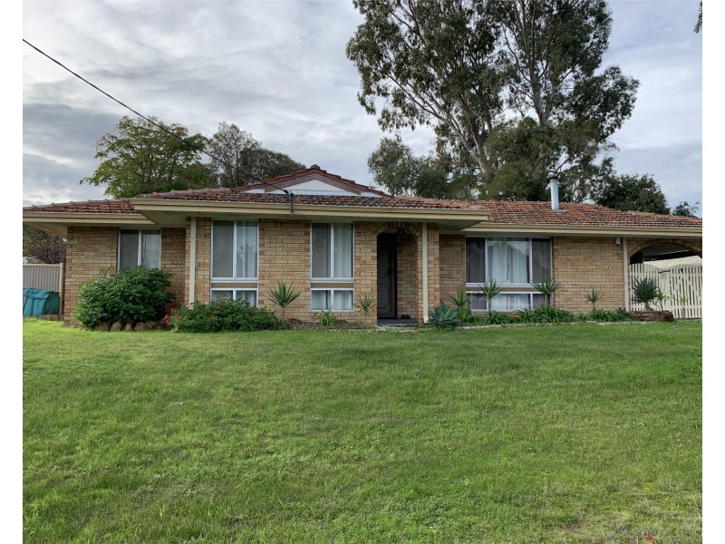 17 Abingdon Road, Swan View WA 6056