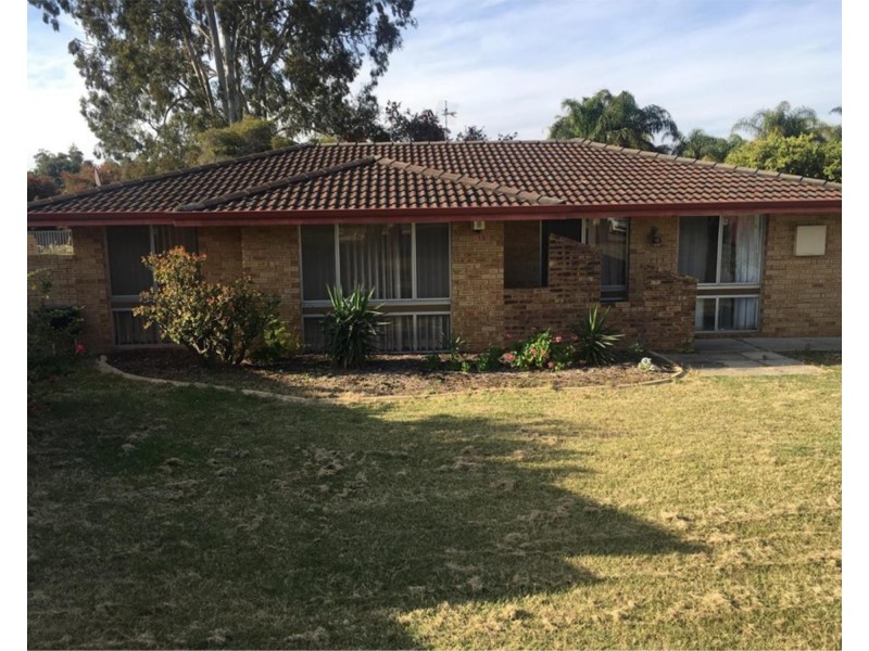 15 Brockmill Avenue, Beechboro WA 6063