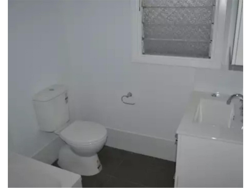 34 North Street, Midland WA 6056