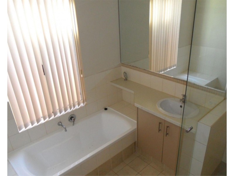 1/6 Dudley Street, Midland WA 6056