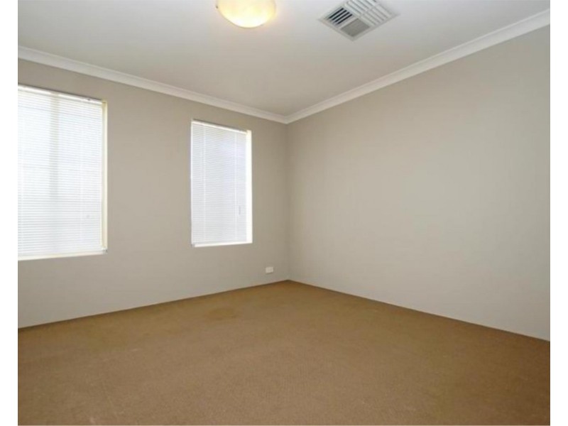 19 Landsdale Road, Darch WA 6065