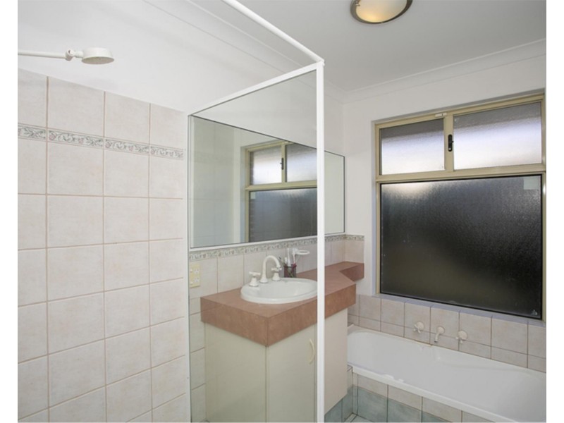 17 Bridges Rise, Kiara WA 6054