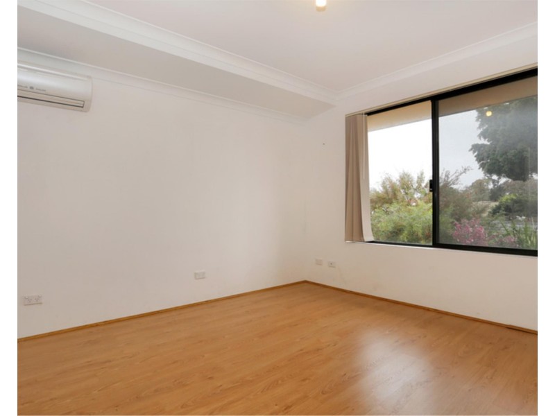 62B Hainsworth Avenue, Girrawheen WA 6064