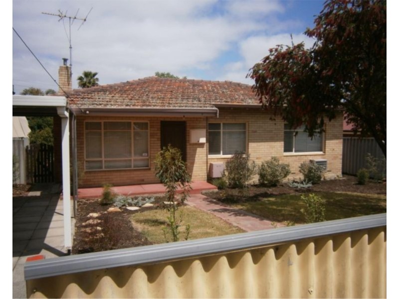 35 Lawrence Street, Bayswater WA 6053