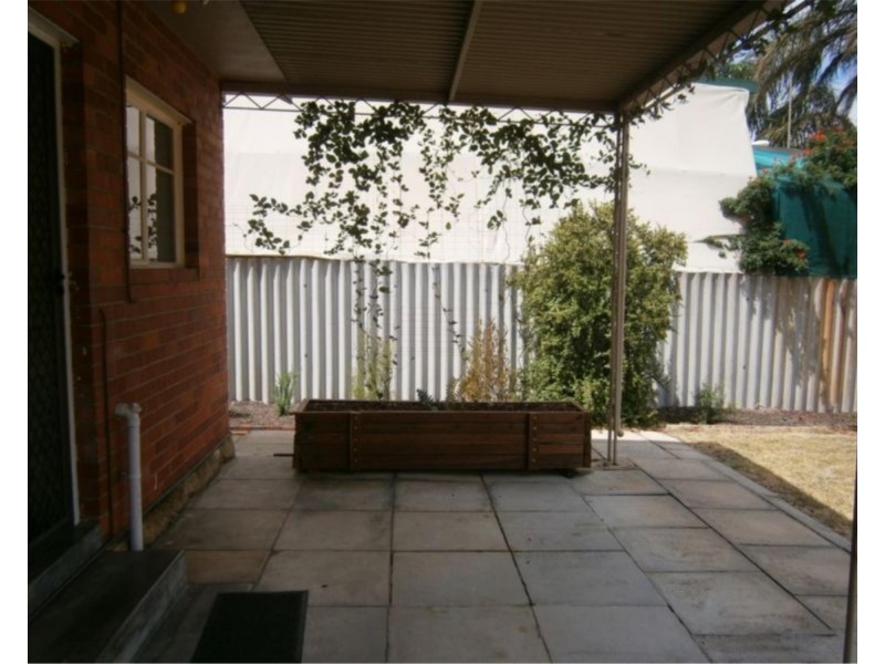 35 Lawrence Street, Bayswater WA 6053