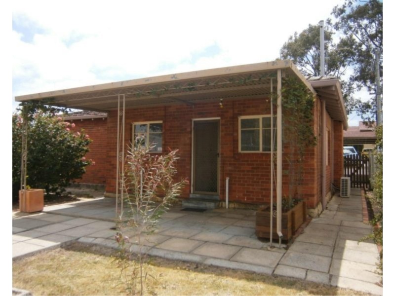 35 Lawrence Street, Bayswater WA 6053