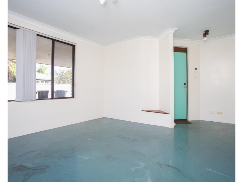 16 Salisbury Road, Beechboro WA 6063