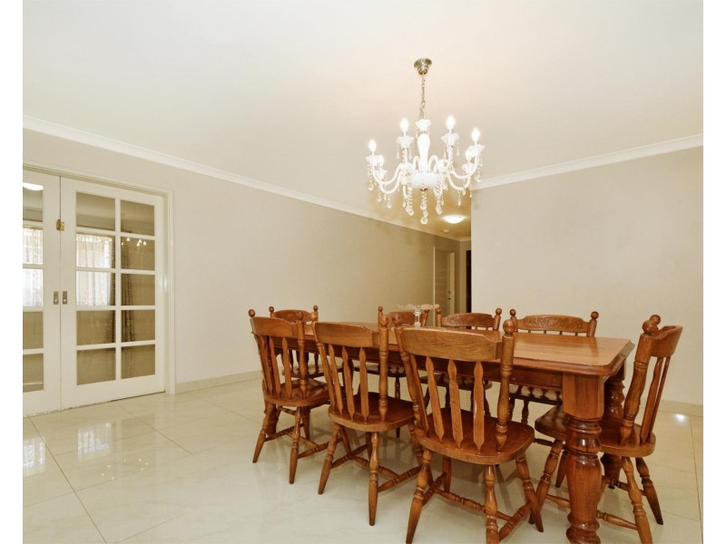 31 Barbarossa Drive, Caversham WA 6055