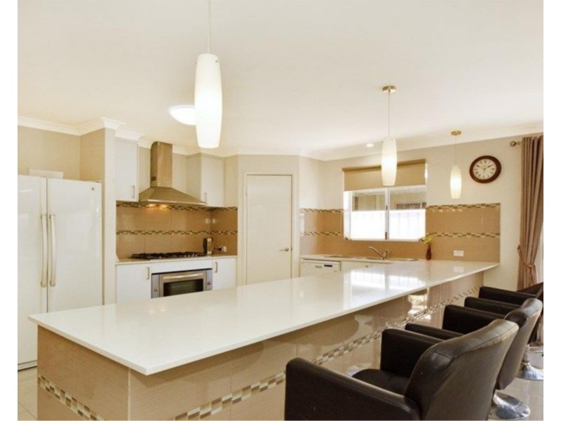 31 Barbarossa Drive, Caversham WA 6055