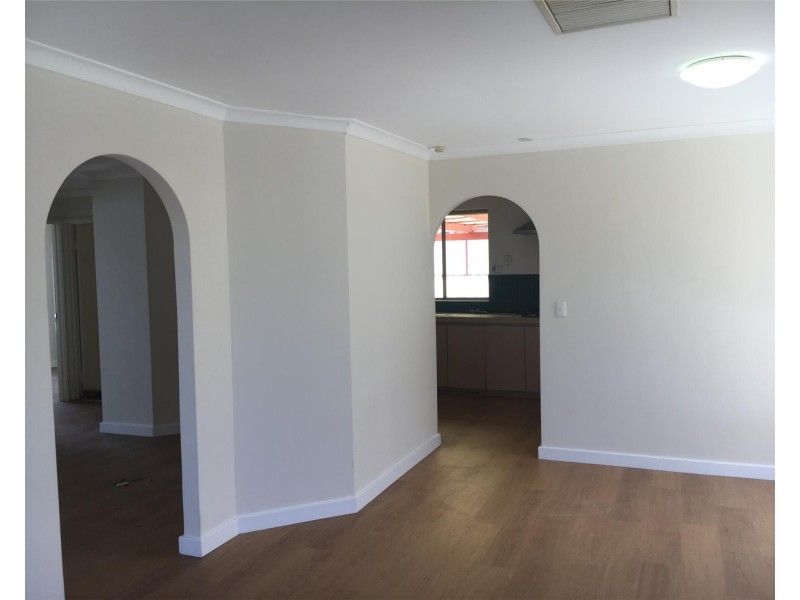 14 Ottawa  Crescent, Beechboro WA 6063
