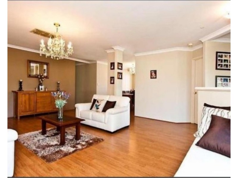 16 Bremer Court, Jane Brook WA 6056