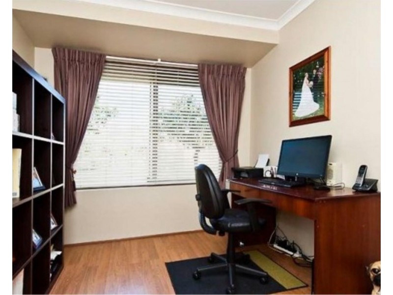 16 Bremer Court, Jane Brook WA 6056