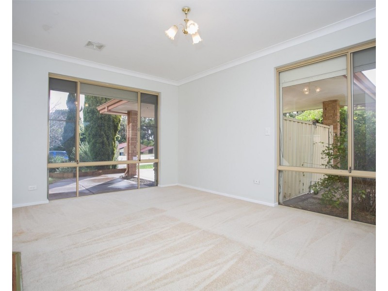 175 Blackadder Road, Swan View WA 6056