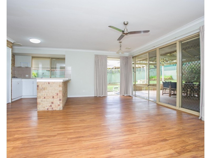 175 Blackadder Road, Swan View WA 6056