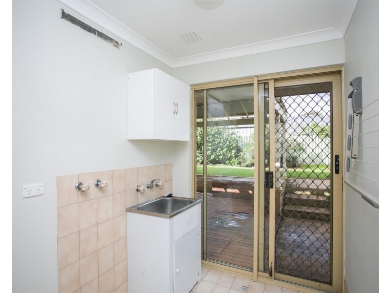 175 Blackadder Road, Swan View WA 6056