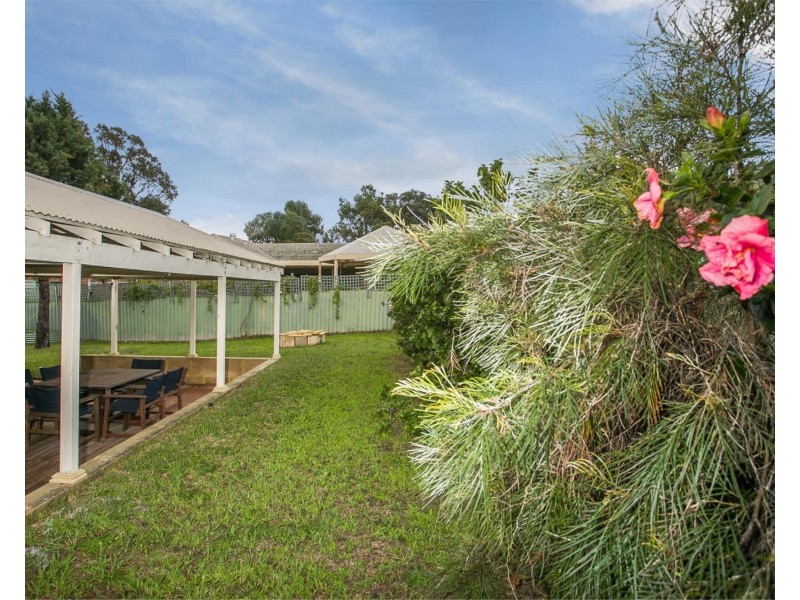175 Blackadder Road, Swan View WA 6056