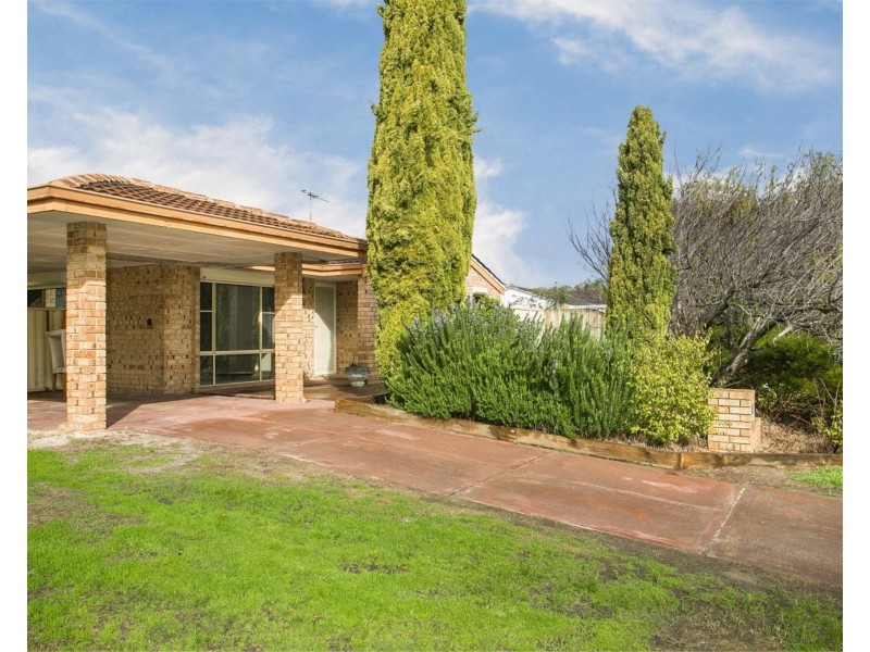175 Blackadder Road, Swan View WA 6056
