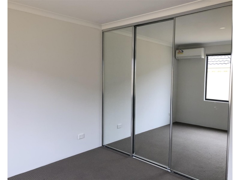 1/6 Classic Rise, Pearsall WA 6065